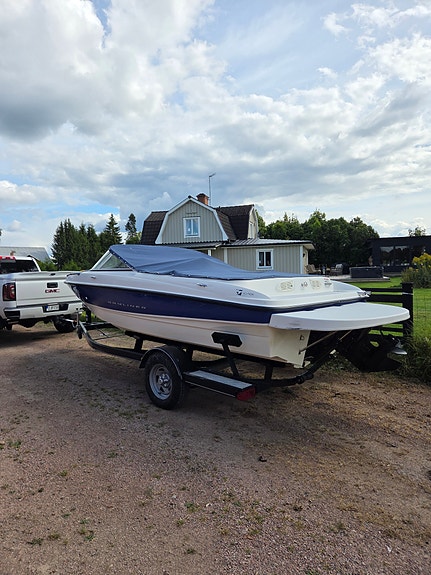 Bayliner 185 BR 2 of 8