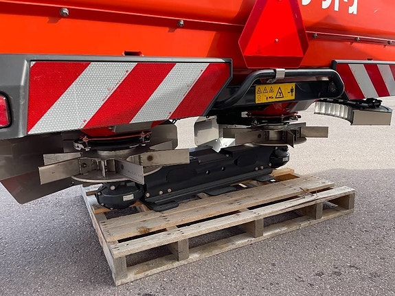 Kubota DSXL-W Geospread 3225 2 of 4