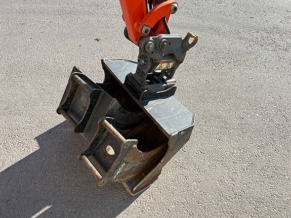Kubota U 17-3 3 of 5