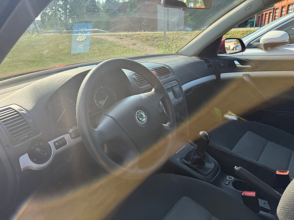 Skoda Octavia 4 of 20