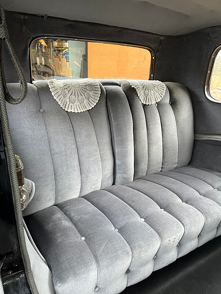 Chevrolet Sedan 12 of 14