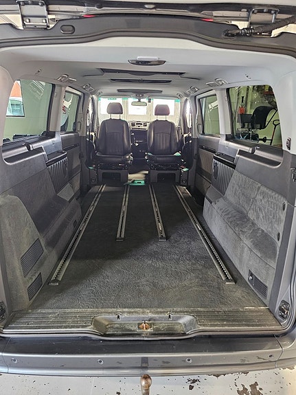 Mercedes-Benz Viano CDI 3.0 3.0t TouchShift Ambiente Camper Extra Lång 4 of 5
