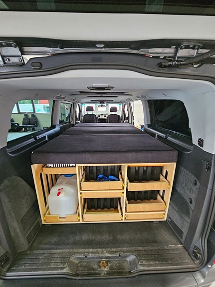 Mercedes-Benz Viano CDI 3.0 3.0t TouchShift Ambiente Camper Extra Lång 16 of 30