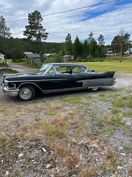 Cadillac Sixty Special 3 of 5