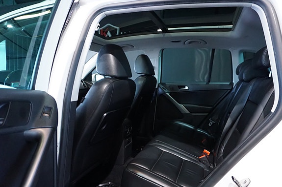 Volkswagen Tiguan 8 of 16