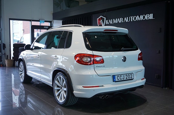 Volkswagen Tiguan 6 of 16