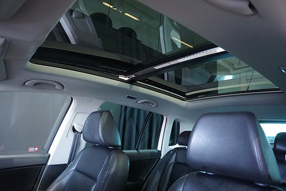 Volkswagen Tiguan 13 of 16