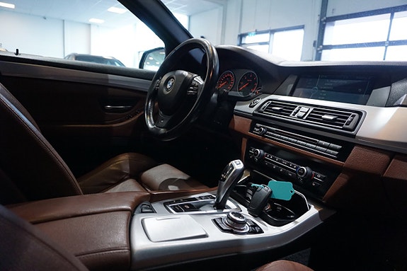 BMW 530d 16 of 17