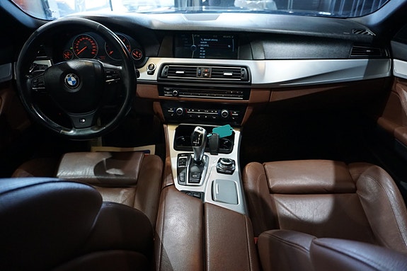 BMW 530d 9 of 17