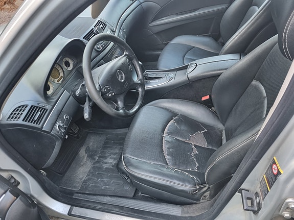 Mercedes-Benz E280 7 of 7