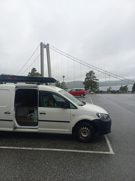 Volkswagen Caddy Maxi 16 of 25