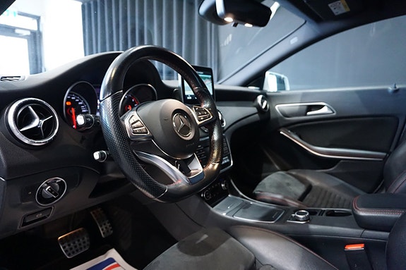 Mercedes-Benz CLA200 d 13 of 16