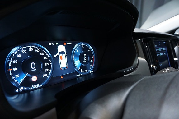 Volvo V90 16 of 18