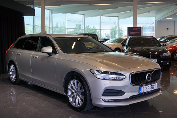 Volvo V90 2 of 18