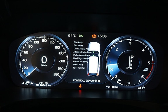 Volvo V90 10 of 18