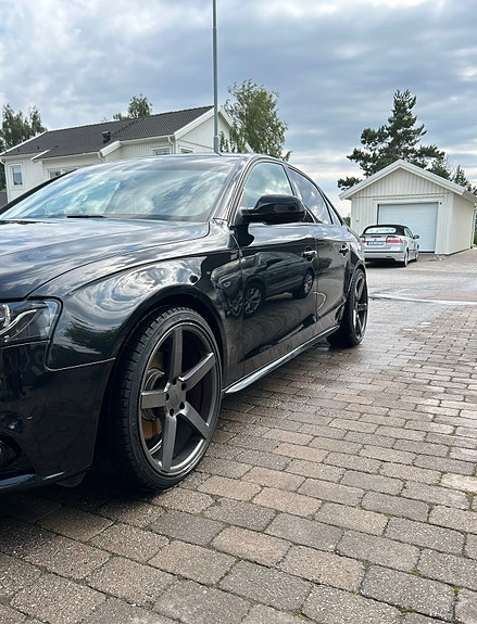 Audi A4 2 of 6