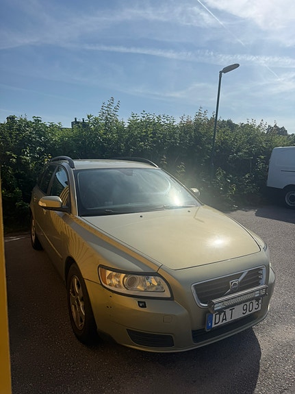 Volvo V50 5 of 5