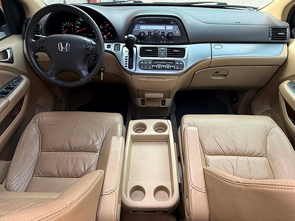 Honda Odyssey 7 of 12