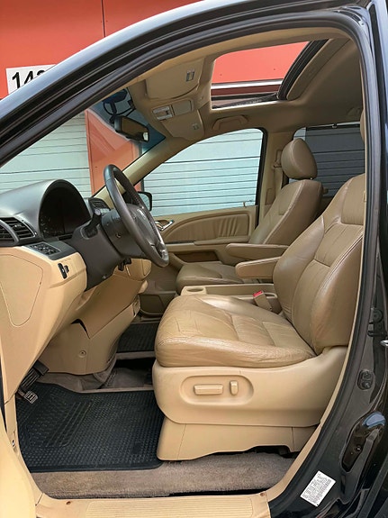 Honda Odyssey 8 of 12