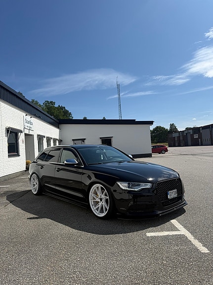Audi A6 2 of 16