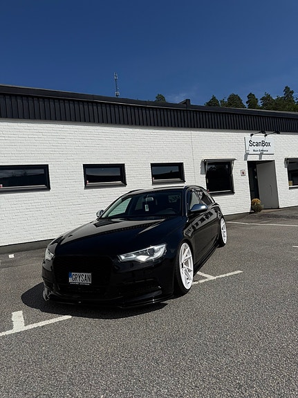 Audi A6 5 of 16