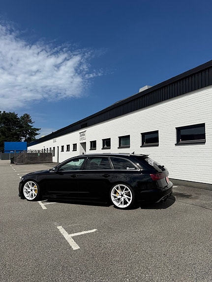 Audi A6 9 of 16