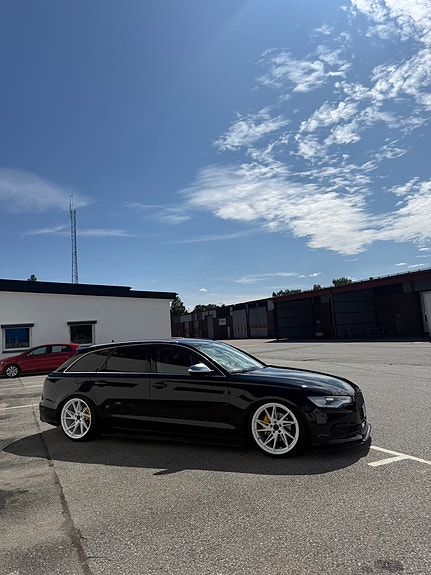 Audi A6 4 of 16