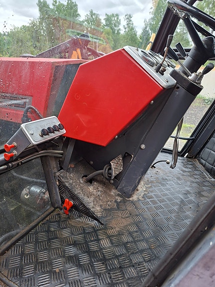 Zetor 8045 4 of 30