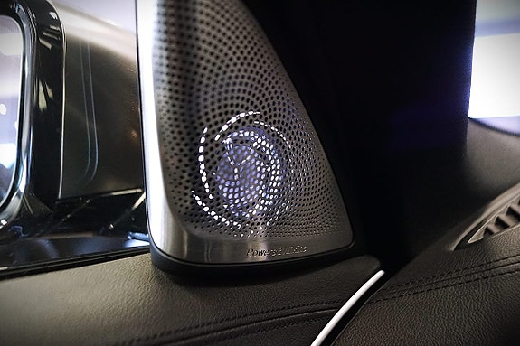 BMW M550i 22 of 30