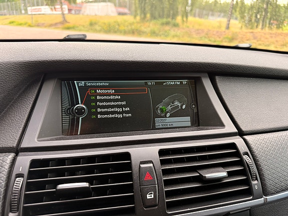 BMW X5 7 of 7