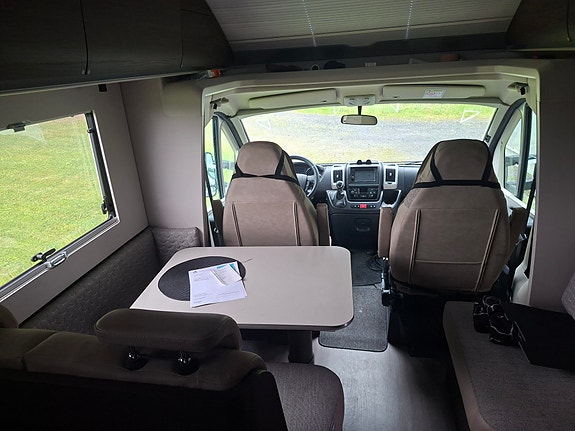 Adria Coral 670 sl supreme 8 of 9