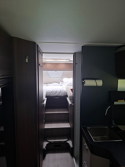 Adria Coral 670 sl supreme 4 of 9
