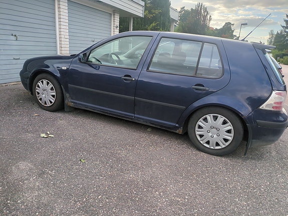 Volkswagen Golf IV 3 of 4
