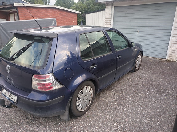 Volkswagen Golf IV 4 of 4