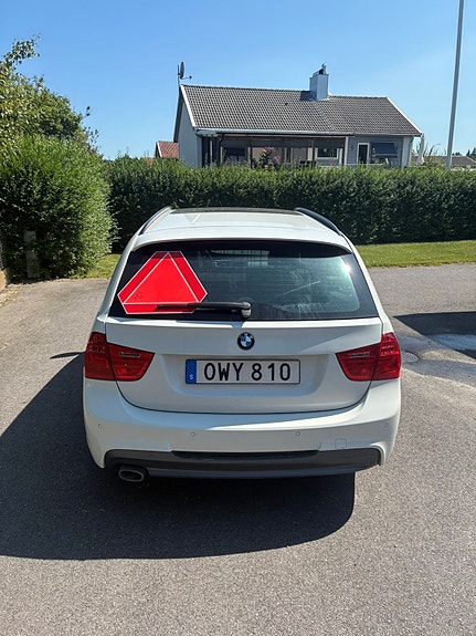 BMW 320d 4 of 10
