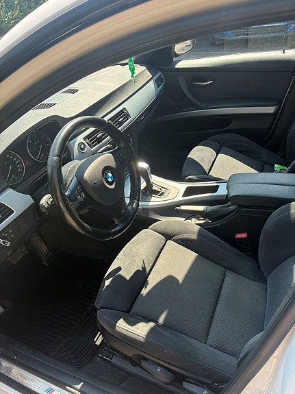 BMW 320d 5 of 10