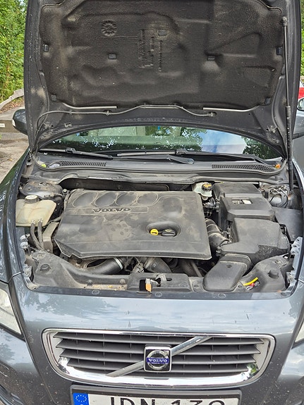Volvo V50 9 of 9
