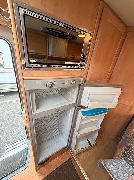 Fiat Ducato McLouis Glen 363 2.8JTD 128HK |Automat|Solceller|2006|Gasolugn|Markis|Stora-Kylskåpet| 13 of 15