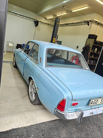 Ford Taunus 4 of 5