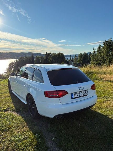 Audi A4 5 of 15