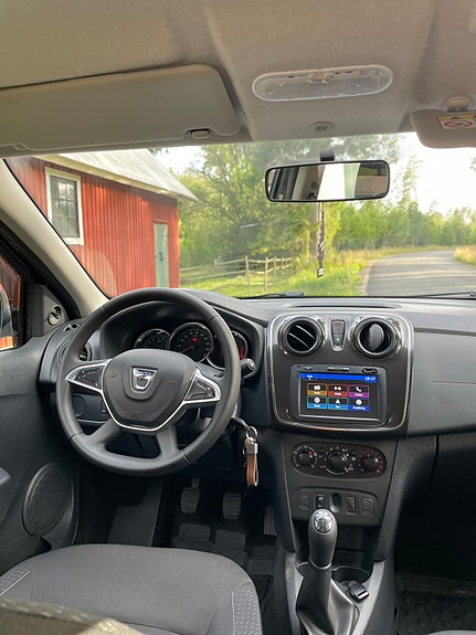 Dacia Sandero 4 of 5