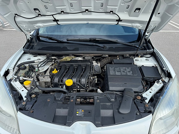 Renault Megane III 10 of 11