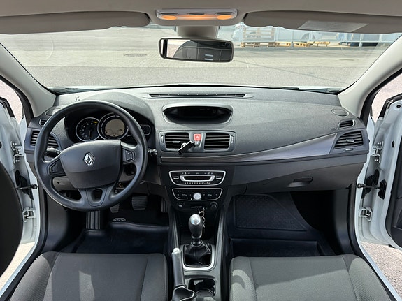 Renault Megane III 5 of 5