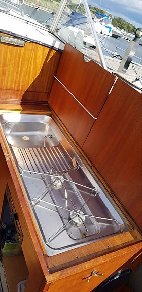 Marieholm Catalina M22 Volvo Penta 5 of 6