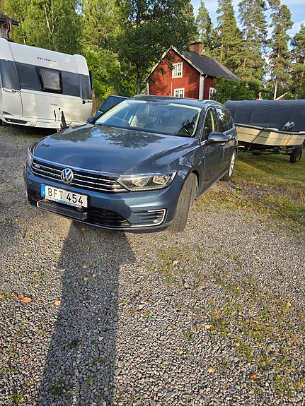 Volkswagen Passat 3 of 4