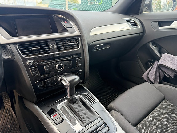 Audi A4 10 of 10