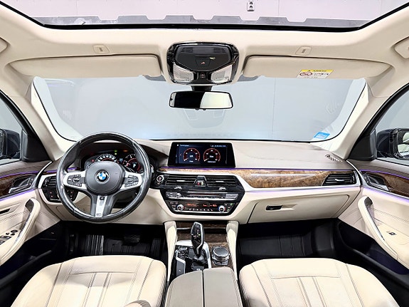 BMW 520d 3 of 5