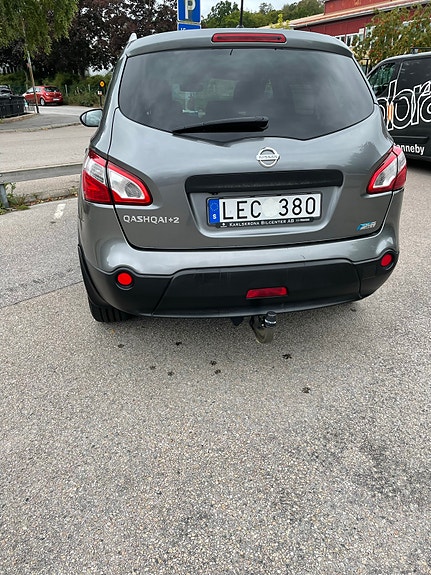 Nissan Qashqai+2 2 of 4