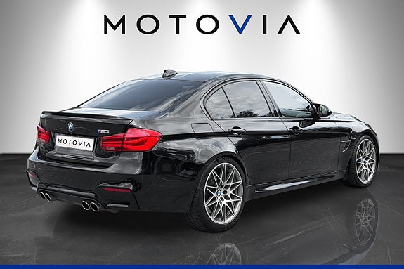 BMW M3 3 of 18