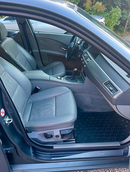 BMW 530d 6 of 6